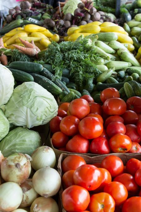 Fresh, nutrient-dense whole vegetables